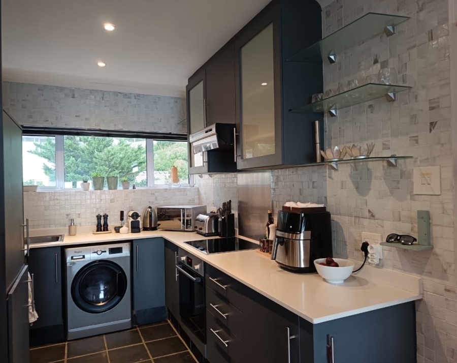 2 Bedroom Property for Sale in Camps Bay Western Cape